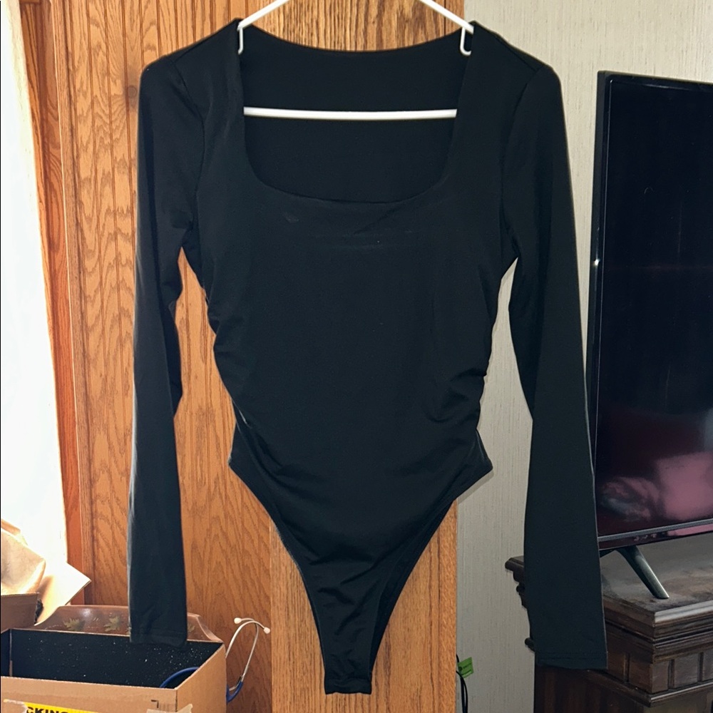 Chic Black Long Sleeve Bodysuit